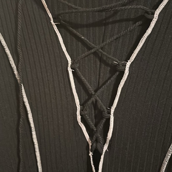 BNWT Lace Up Stitch Detailing Long Sleeve Dress - Picture 2 of 4